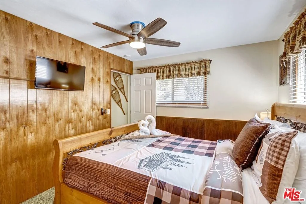 Photo of 404 Oriole Drive