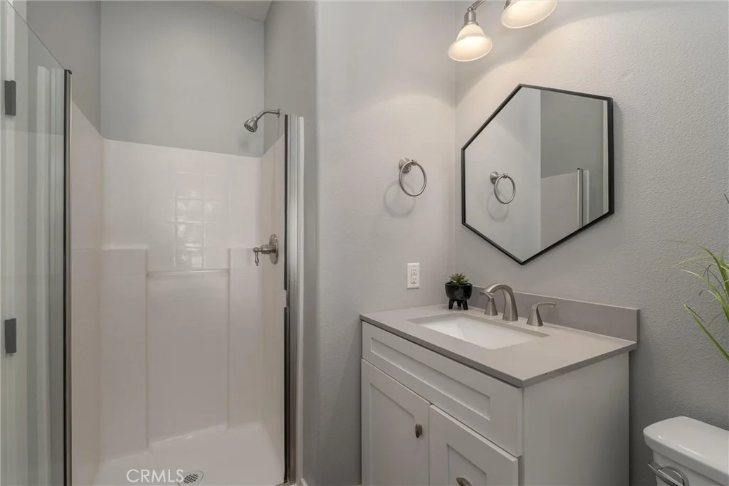 Photo of 1941 Waxwing Way