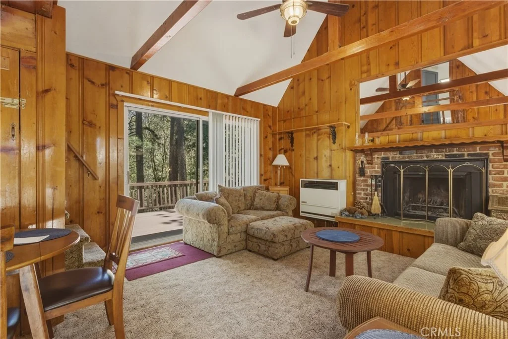 Photo of 22980 Crest Forest