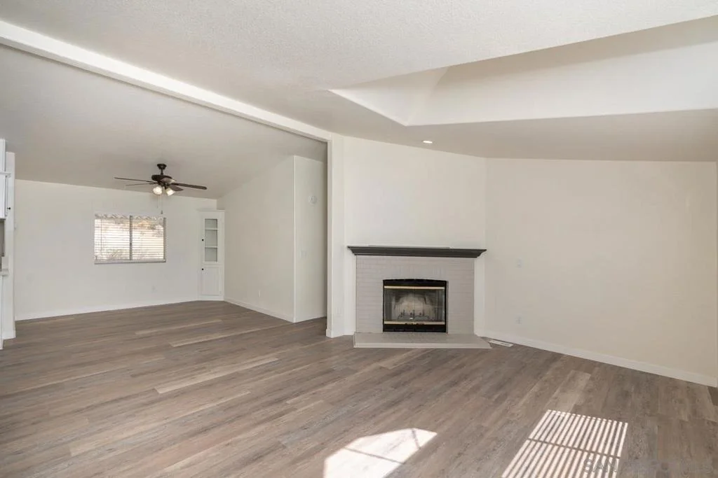 Photo of 59420 Roger Lane