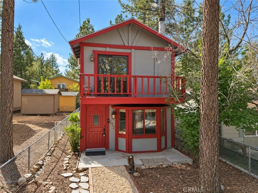 Photo of 272 Imperial Avenue