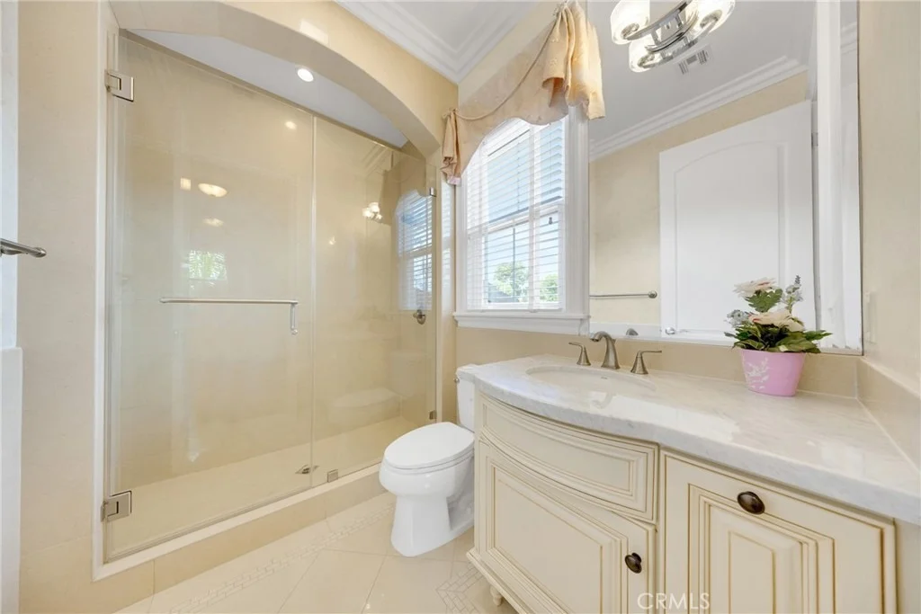 Photo of 2041 S 6th