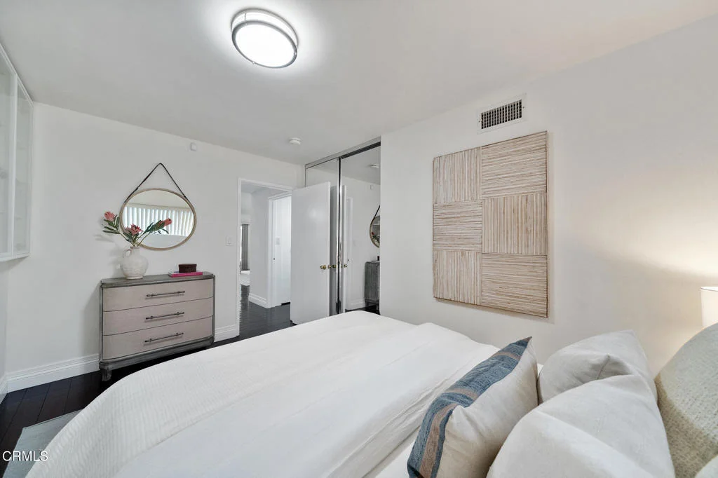 Photo of 1105 Alhambra Road