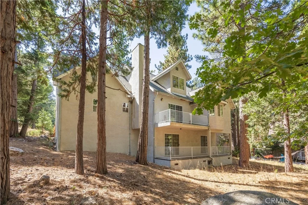 Photo of 499 Bel Air Drive