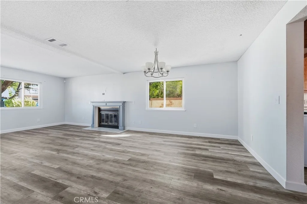 Photo of 42911 Lemonwood