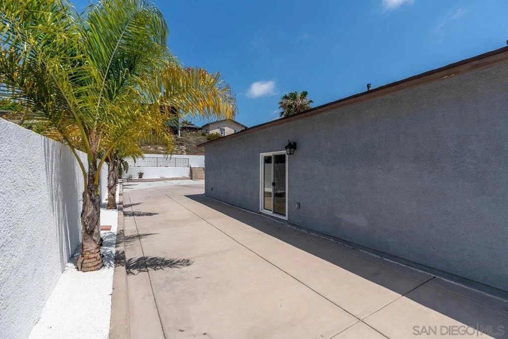 Photo of 1191 Myra Ave