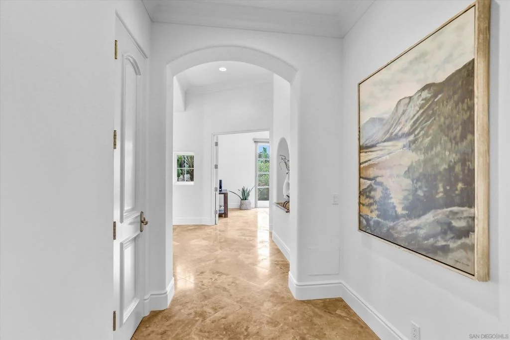 Photo of 6102 Avenida Alteras