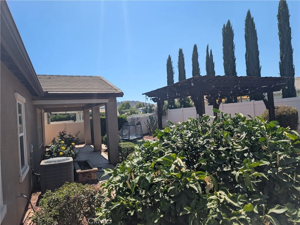 Photo of 26439 Redoak Street