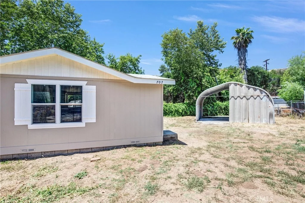 Photo of 707 Silverbrook