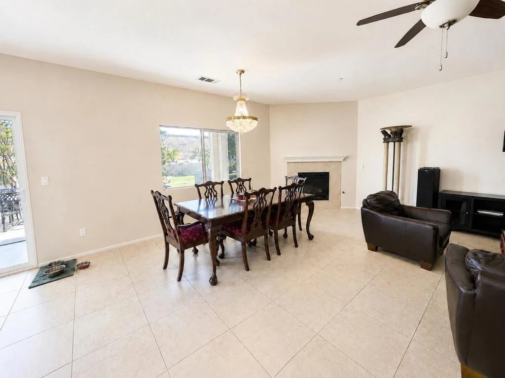 Photo of 73895 Mondrian Place