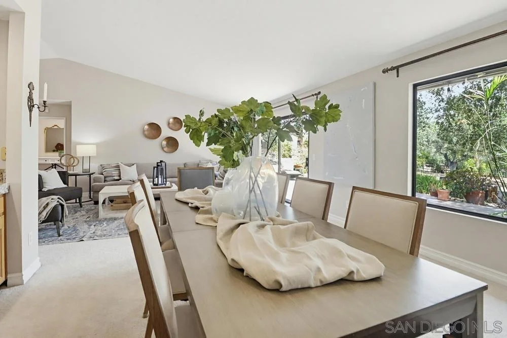 Photo of 2577 Camino Narciso