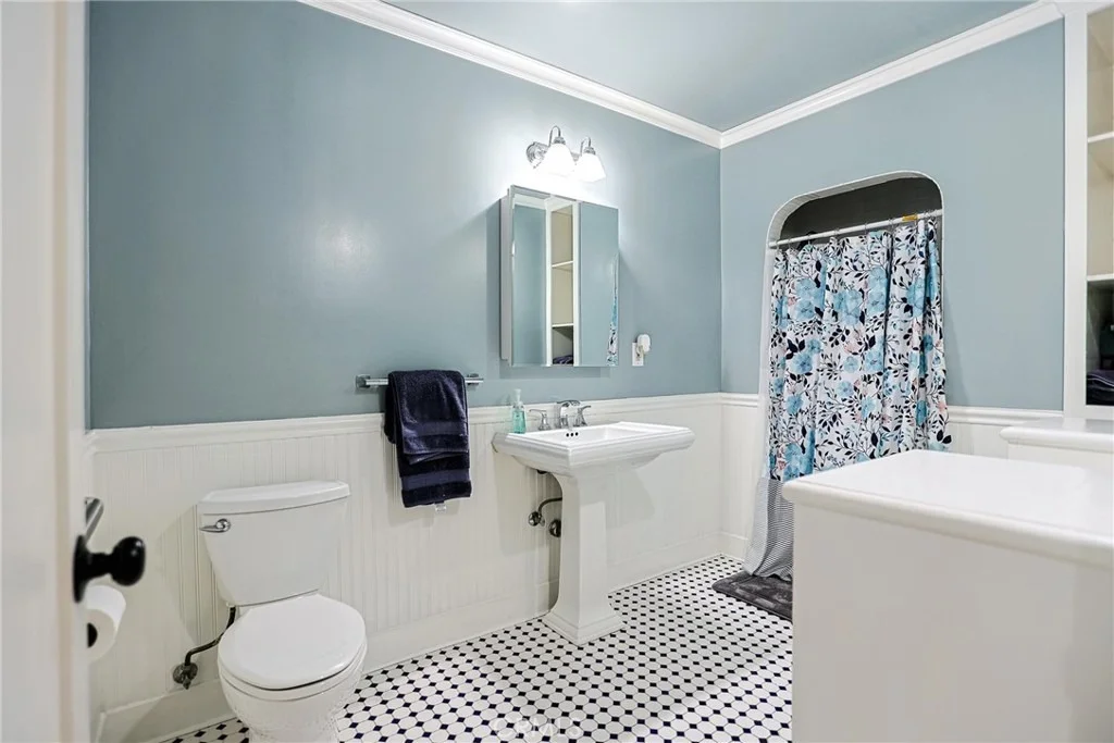 Photo of 12417 Rose Drive