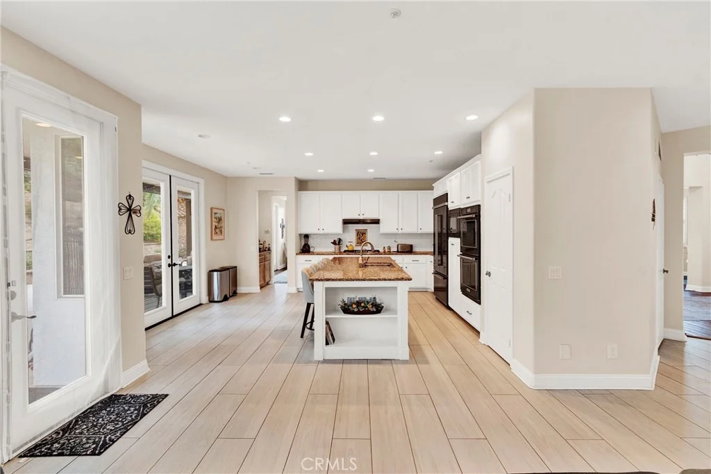 Photo of 1592 El Paso