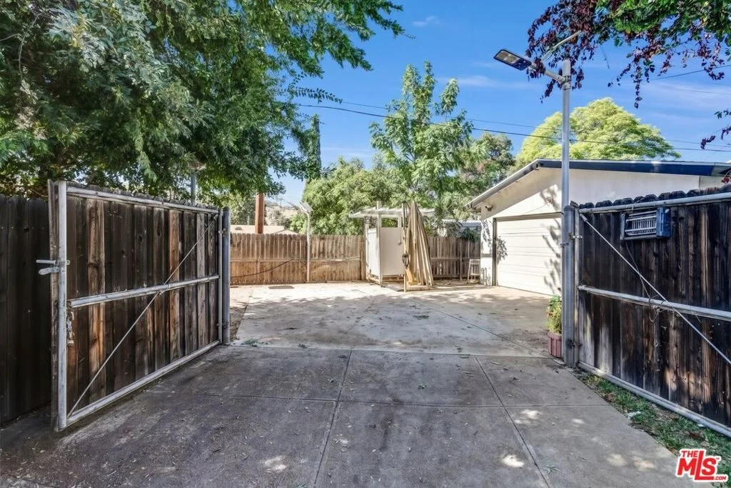 Photo of 1412 Lake Street