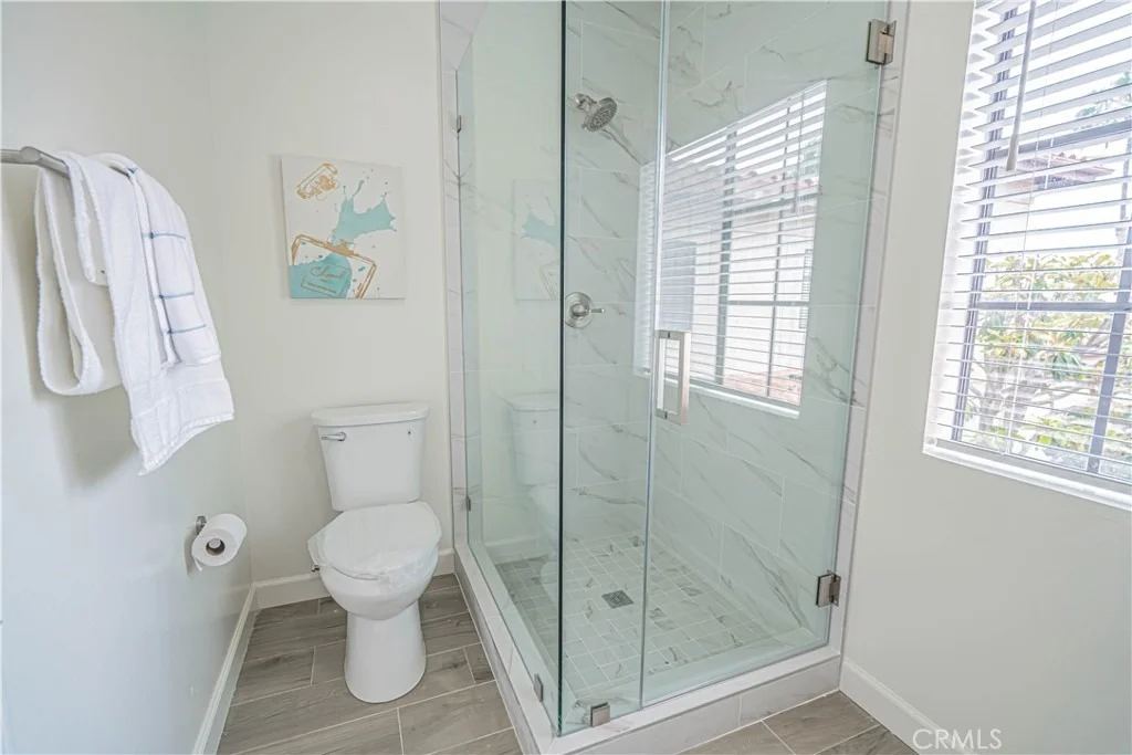 Photo of 6527 Beachview Drive
