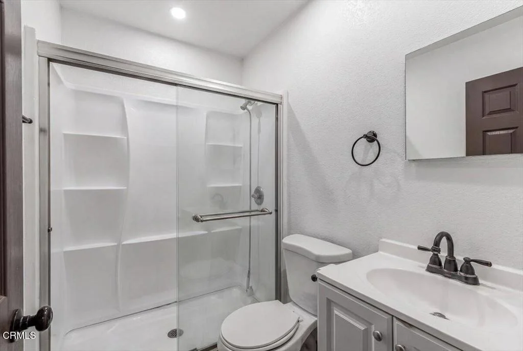 Photo of 1155 Richmond Road