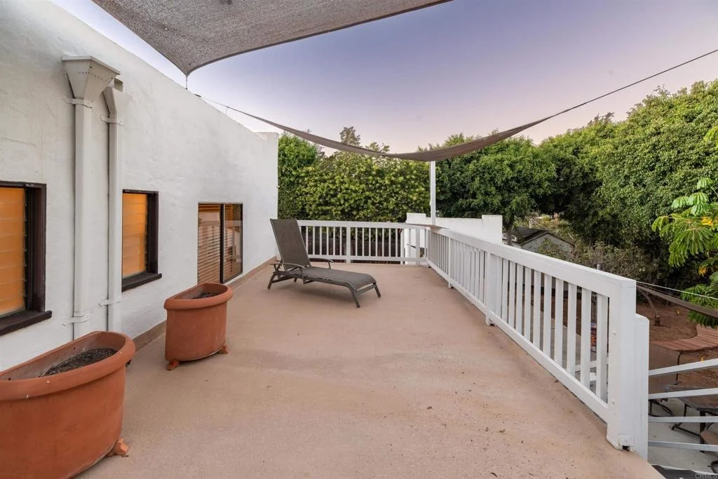 Photo of 2658 Highland Drive