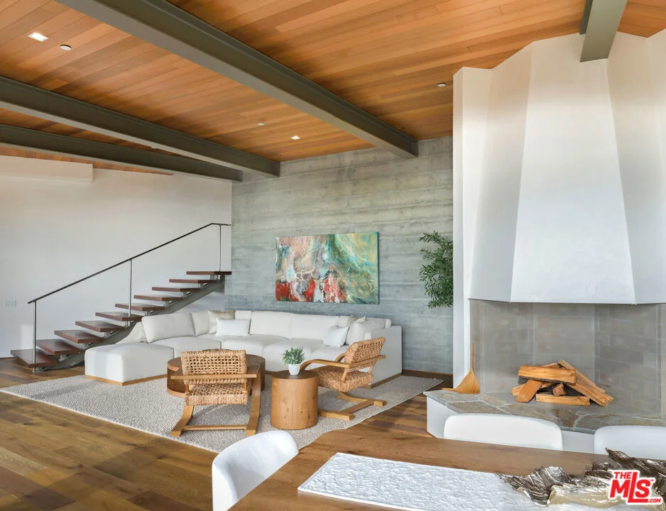 Photo of 47730 Coast Ridge Road