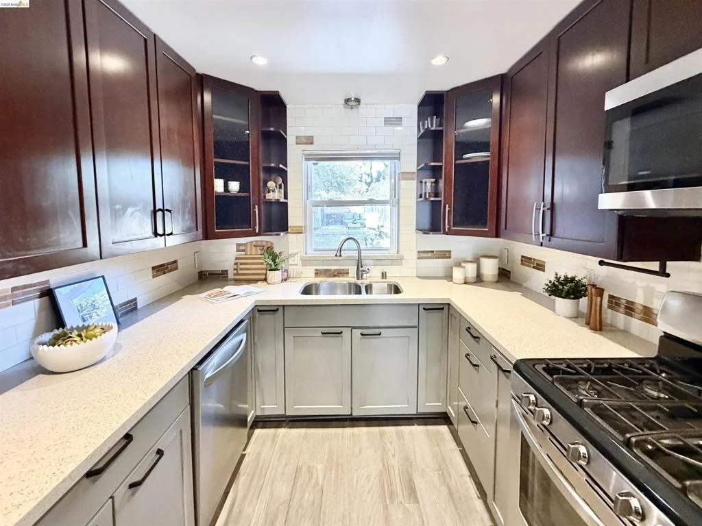 Photo of 2521 24Th Ave