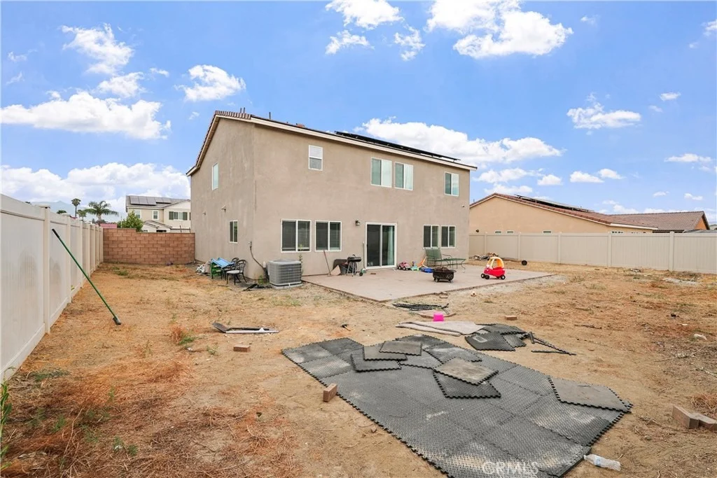 Photo of 1355 Monument St.