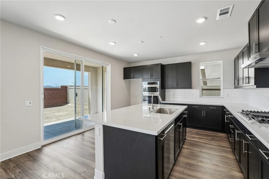 Photo of 8553 Tamarack Street