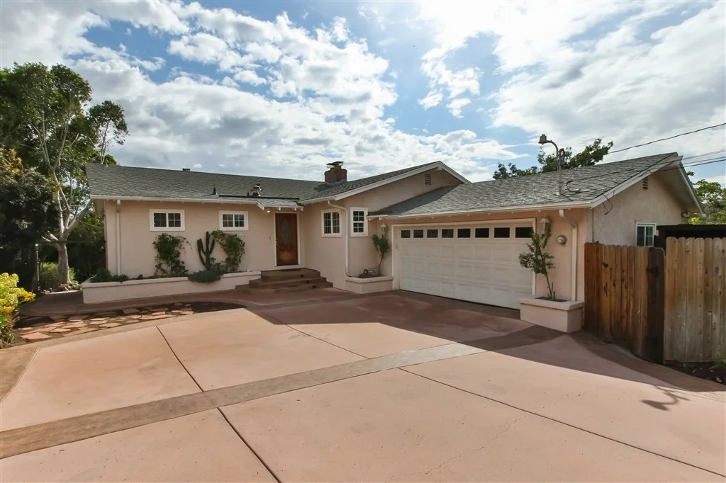 Photo of 4568 Mayapan Drive