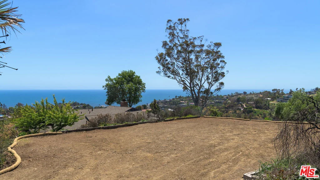 Photo of 729 Enchanted Way