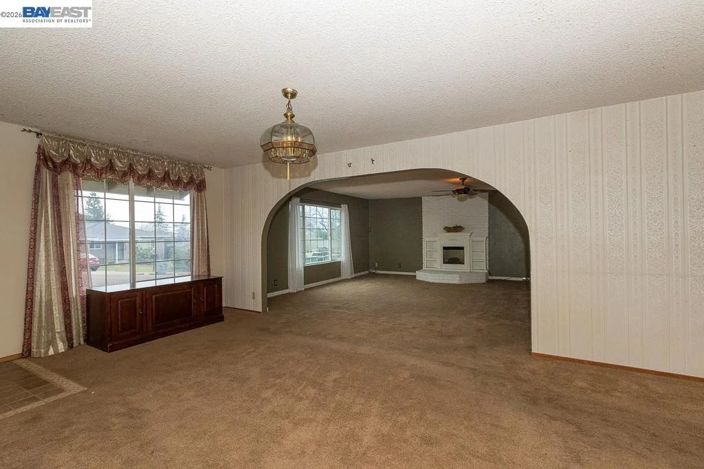 Photo of 3345 Oakwood Place