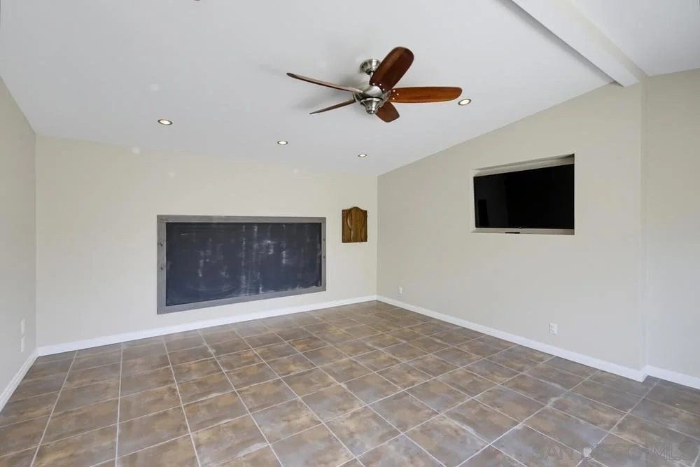 Photo of 9723 Roe Drive