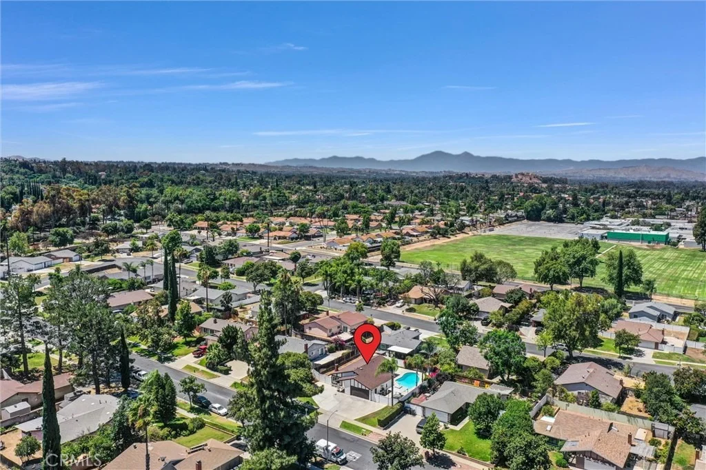 Photo of 2862 Westridge
