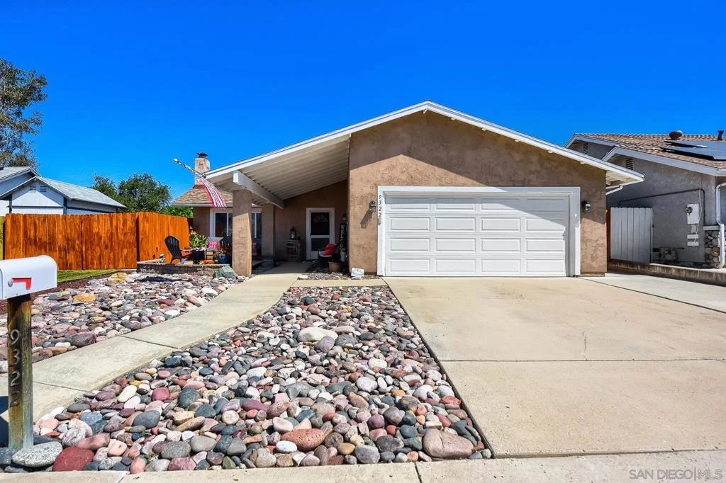 Photo of 9322 LAKE COUNTRY DRIVE