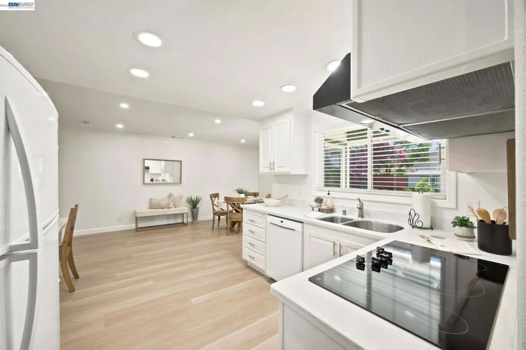 Photo of 1082 Springfield Dr.