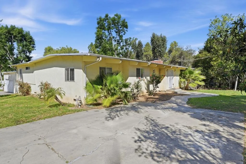 Photo of 1521 Foothill Dr