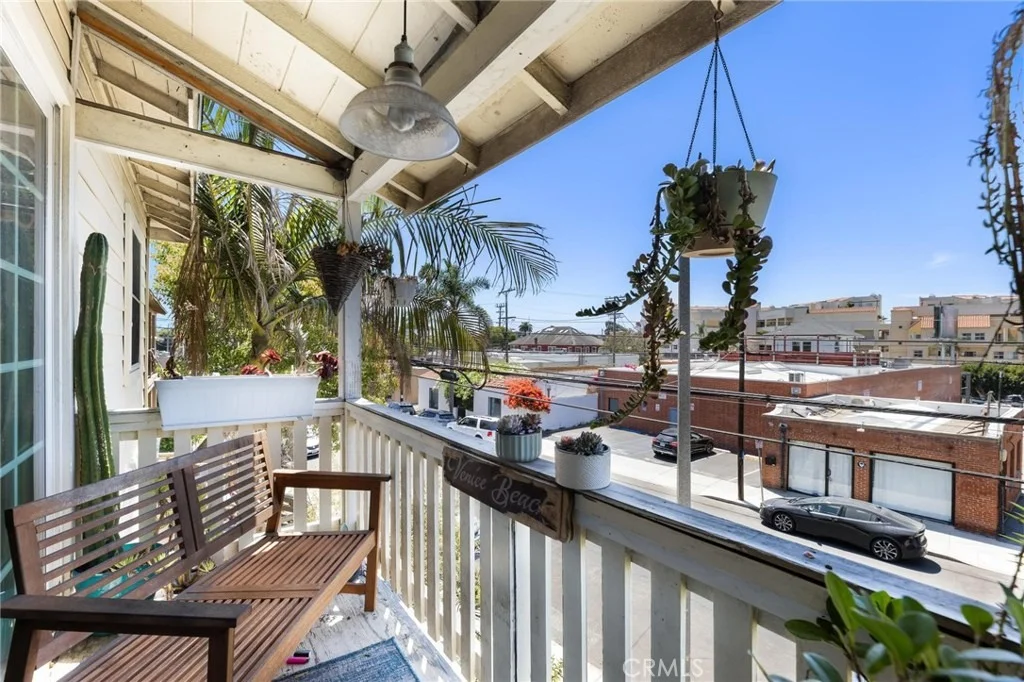 Photo of 240 Hampton Drive