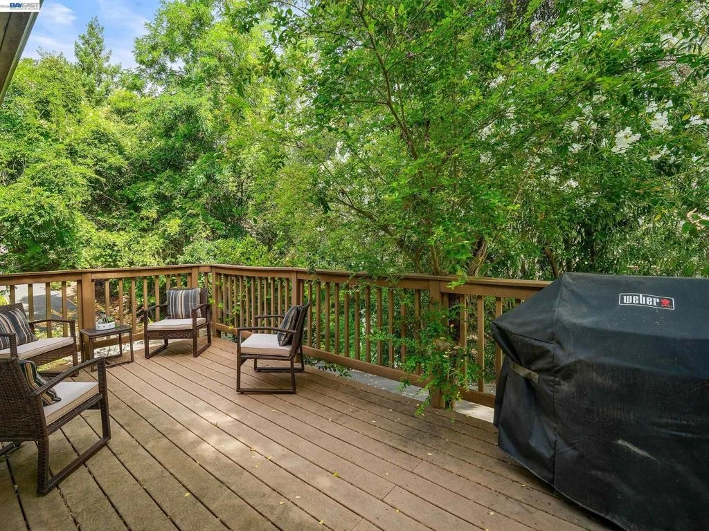 Photo of 8681 Winding Way