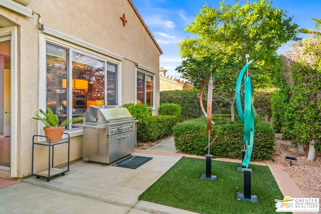 Photo of 40514 Calle Estela