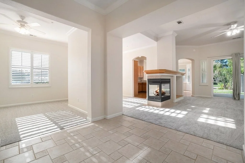 Photo of 1007 CENTENNIAL DR