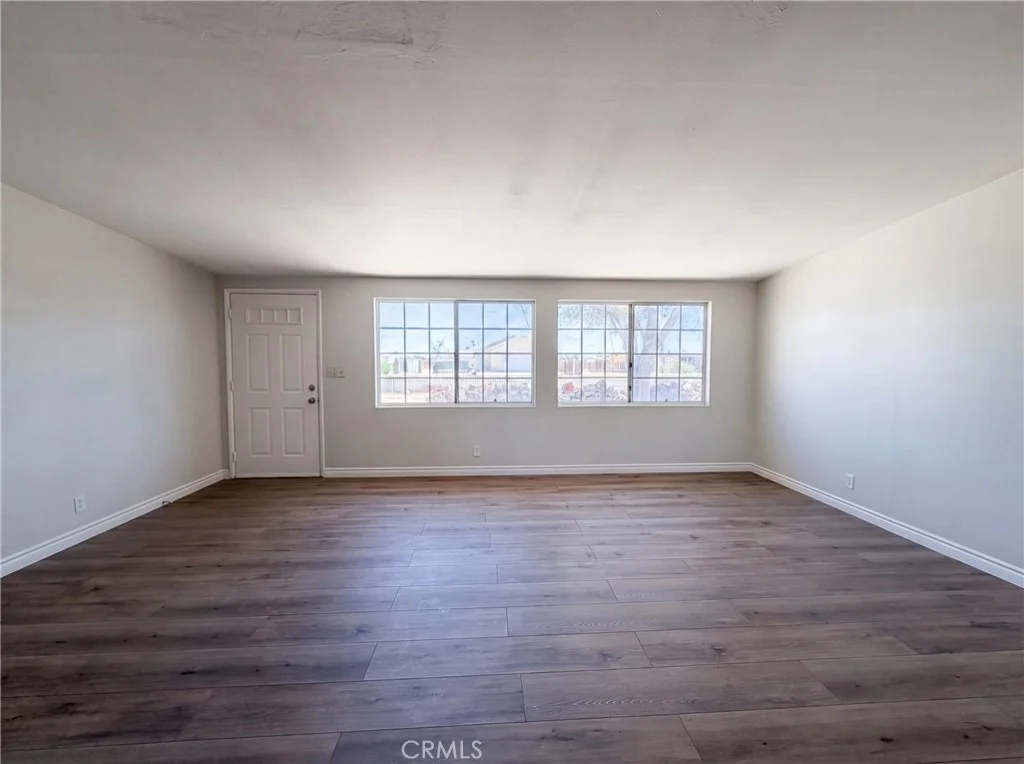 Photo of 13325 Lamel