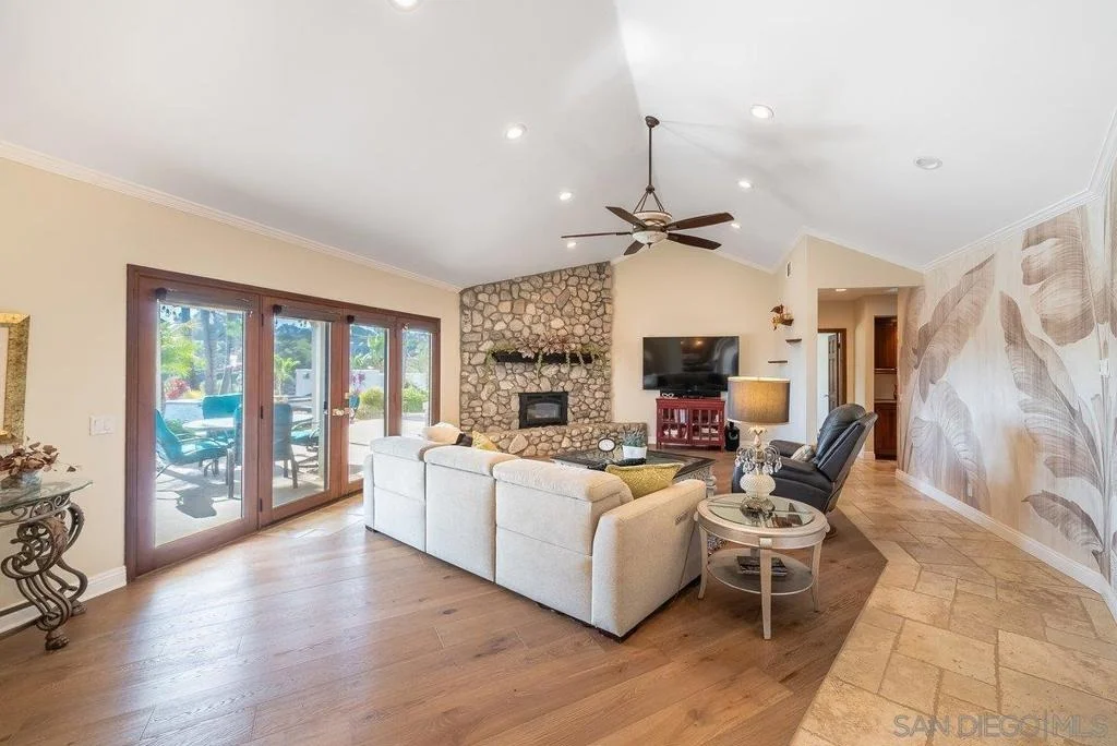 Photo of 33 Gateview