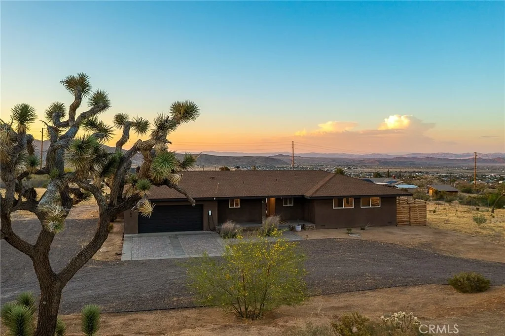Photo of 61394 Latham Trail
