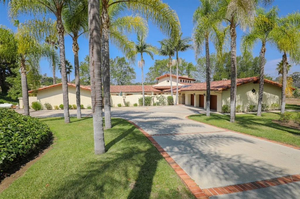 Photo of 7130 Via De Maya