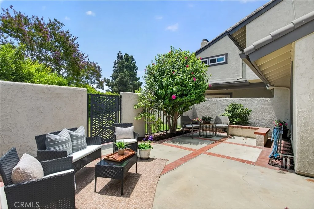 Photo of 8488 Oakstone Circle