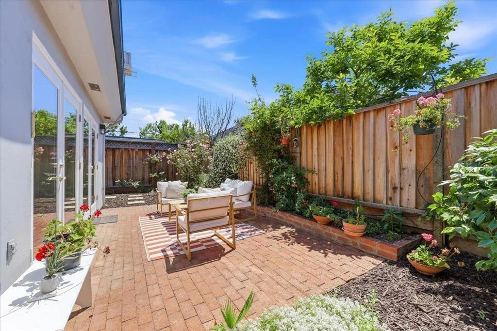 Photo of 1689 Luika Place