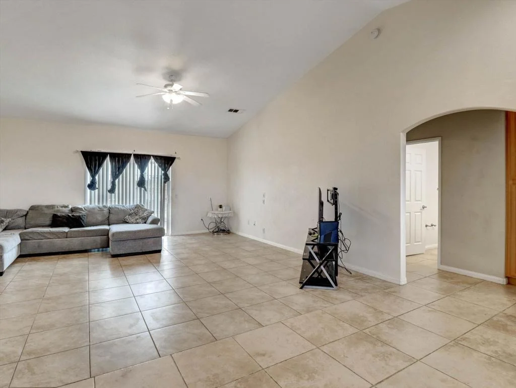 Photo of 1081 Aberdeen Drive