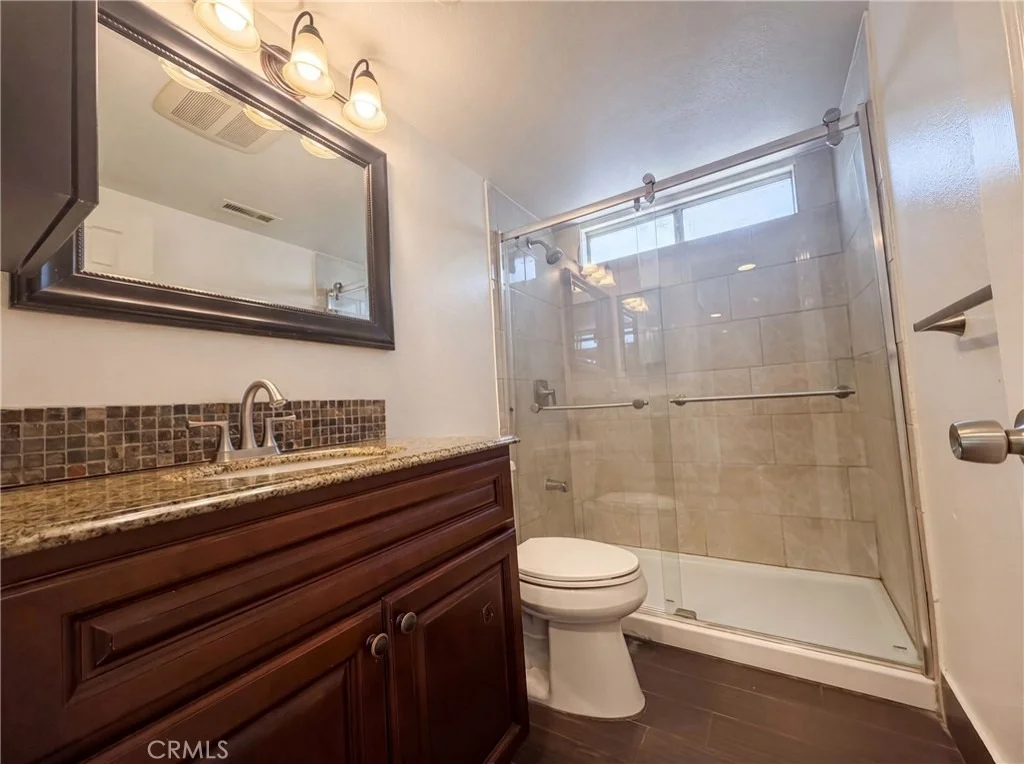 Photo of 922 W Craig