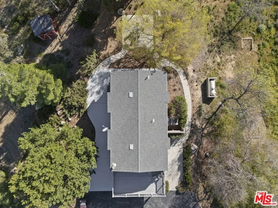Photo of 36880 E Benton Road