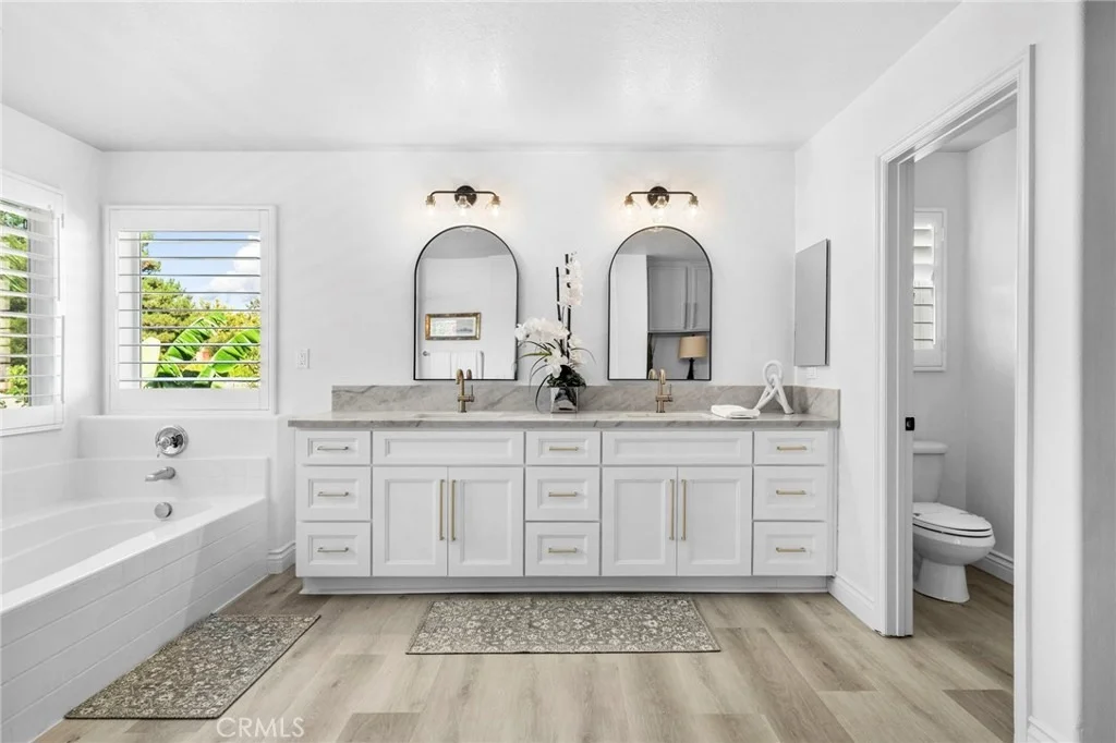 Photo of 34932 Middlecoff Court