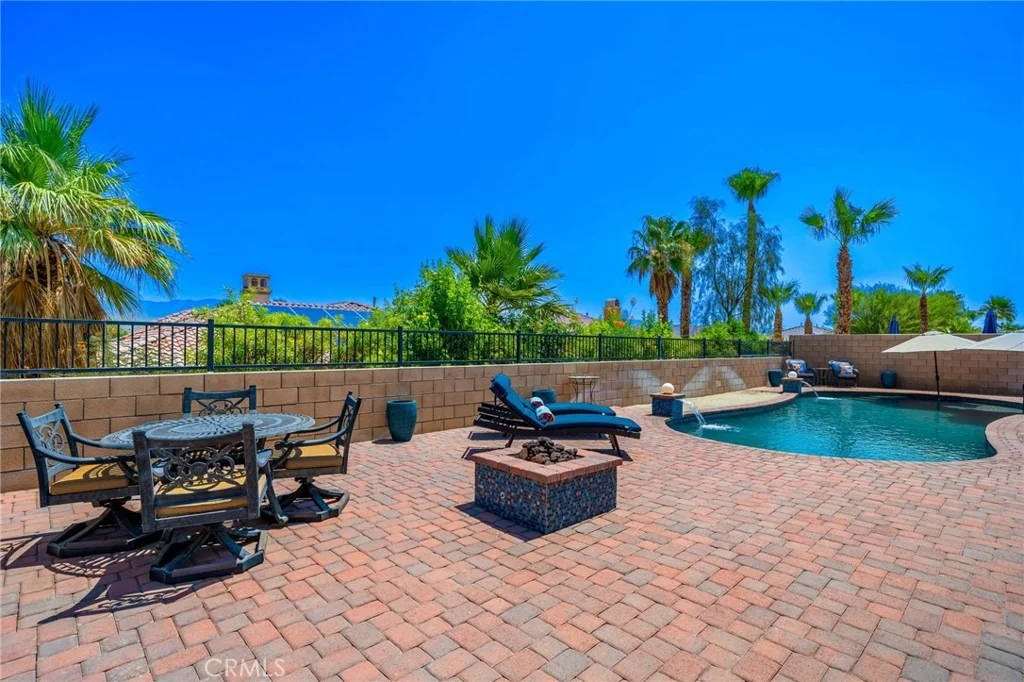 Photo of 73810 Cezanne Drive