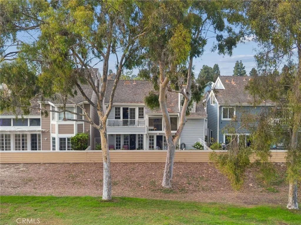 Photo of 6068 Avenida De Castillo