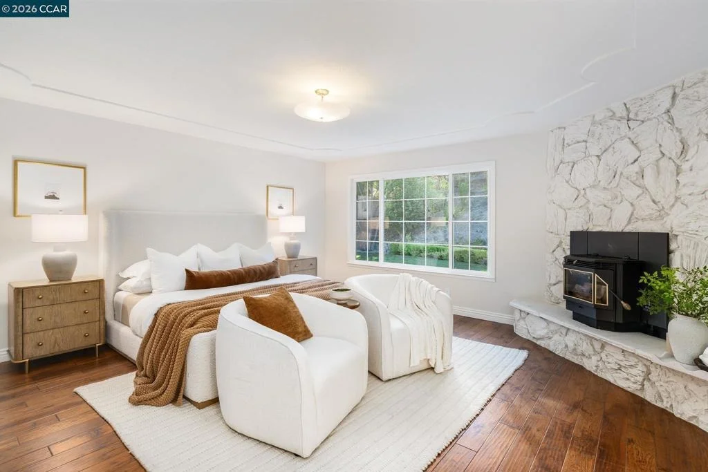 Photo of 1450 Lawrence Rd